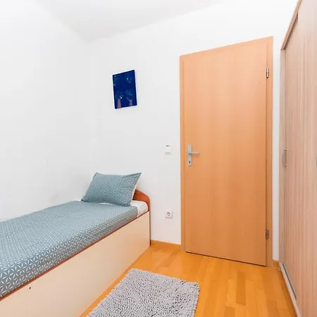 Sea View In Makarska, Free Parking Apartment Makarska