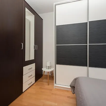 Sea View In Makarska, Free Parking Apartment Makarska