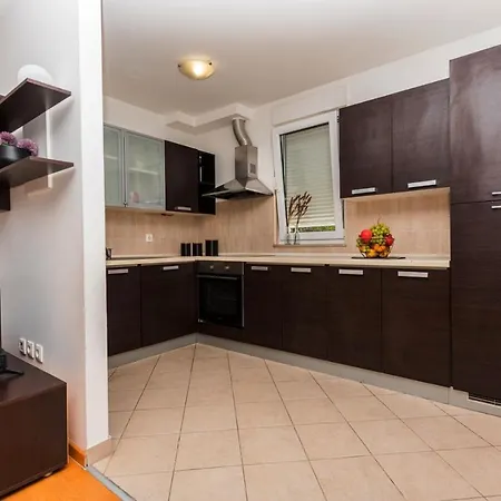 Apartment Sea View In Makarska, Free Parking Makarska